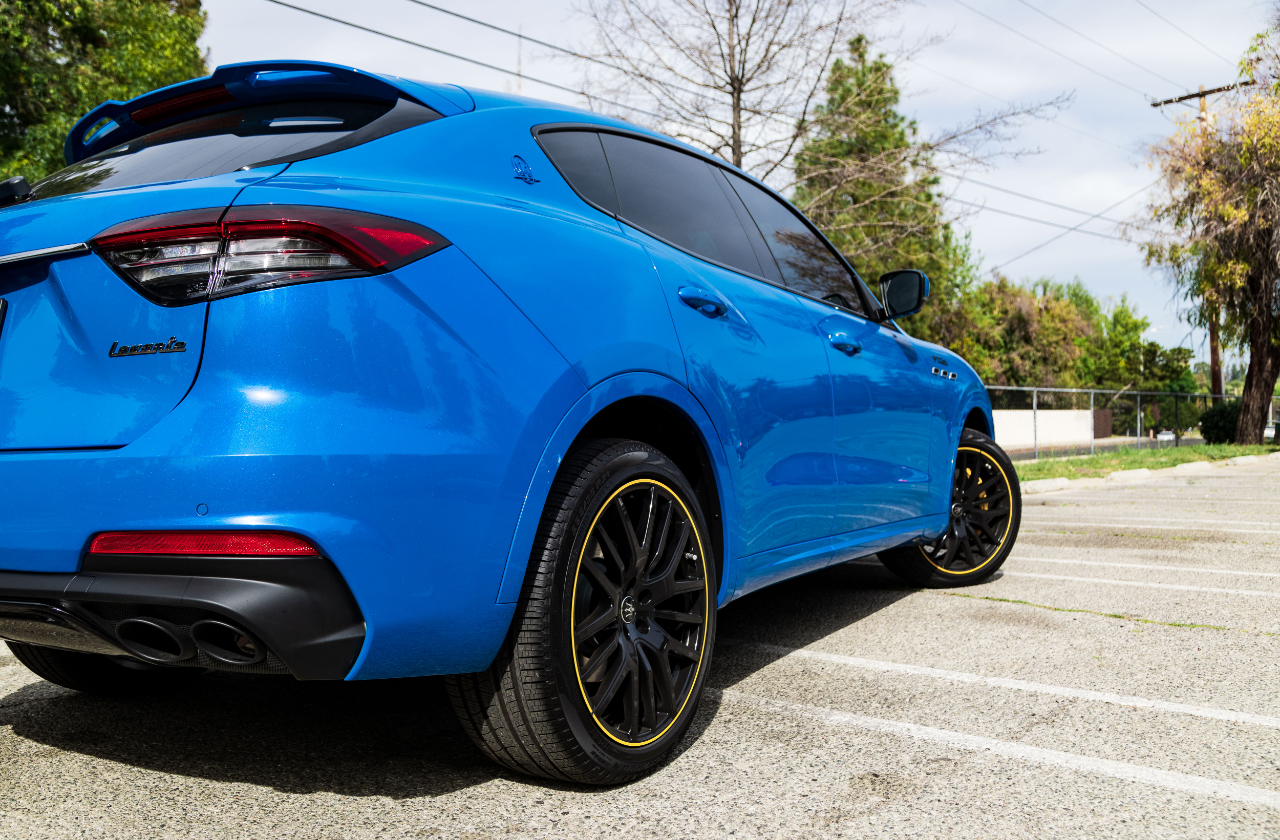 Blue maserati SUV (26)