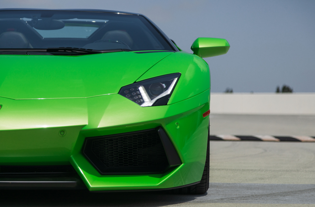 Green Lamborghini Aventador (40)