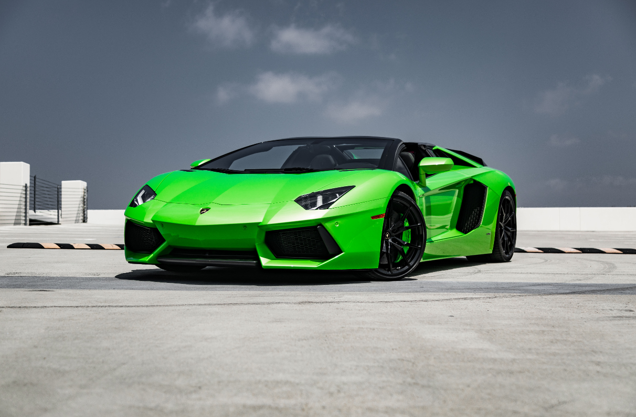 Green Lamborghini Aventador (69)