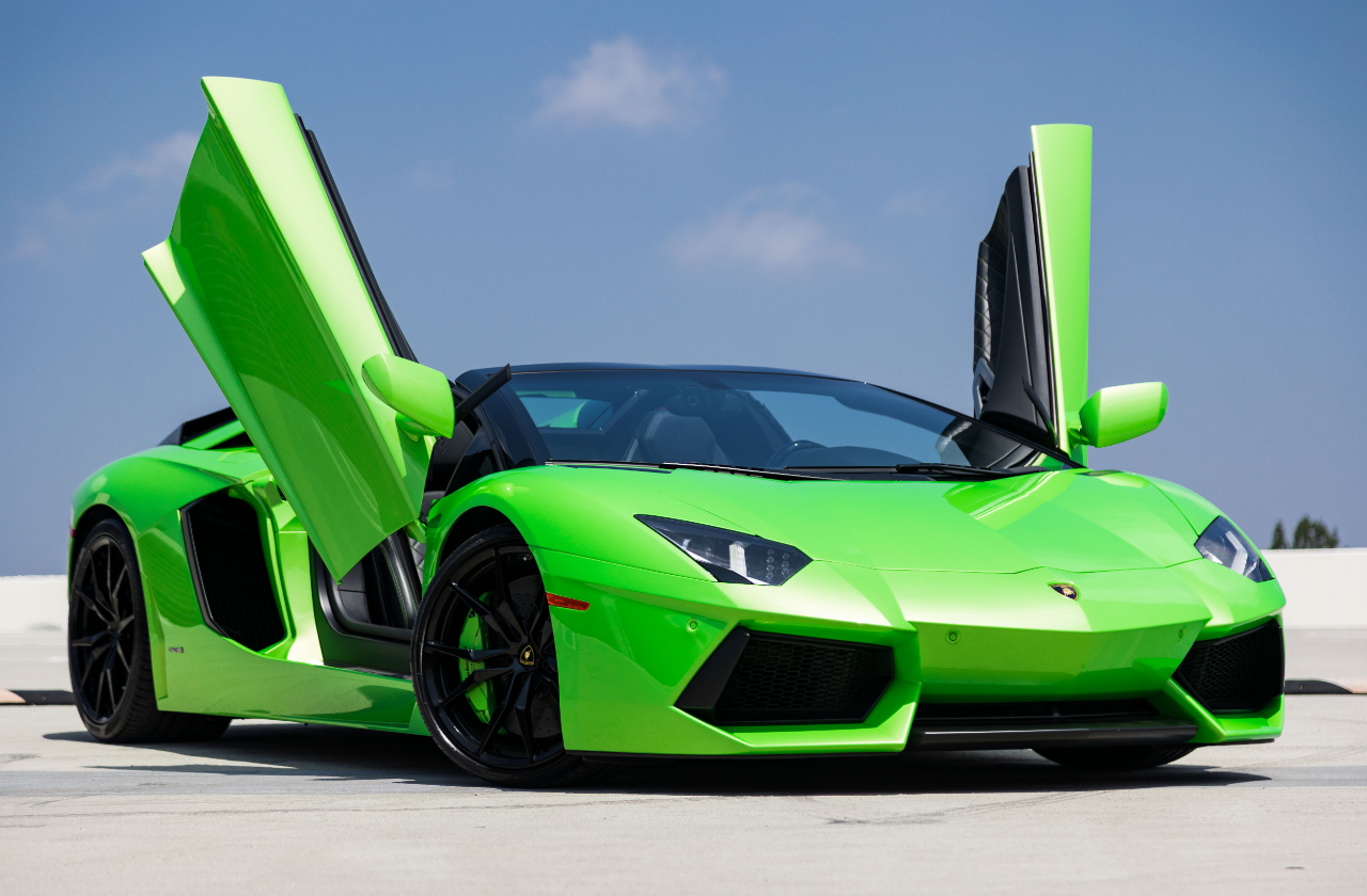 Green Lamborghini Aventador (71)