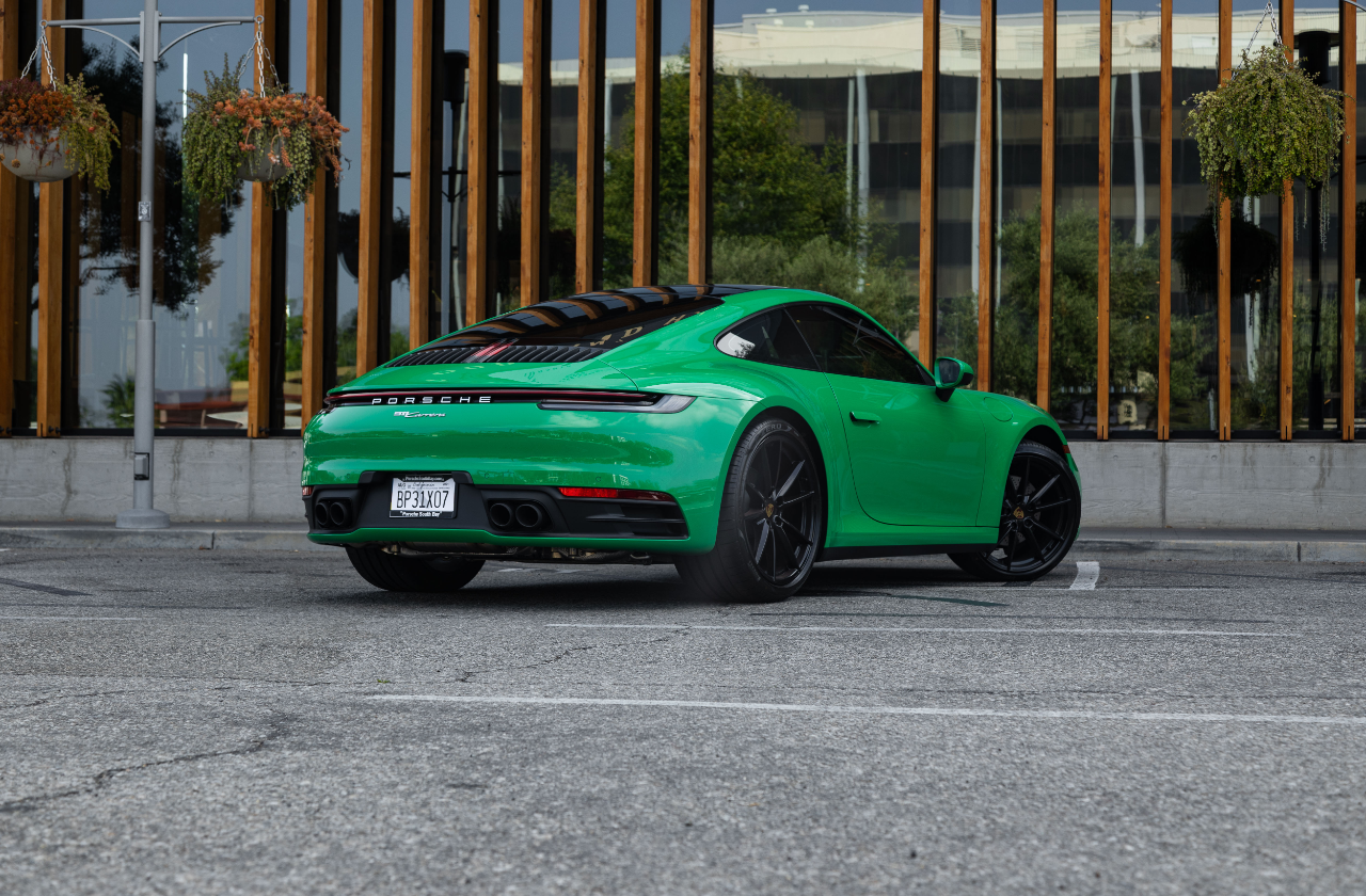 Green Porsche 911 (13)