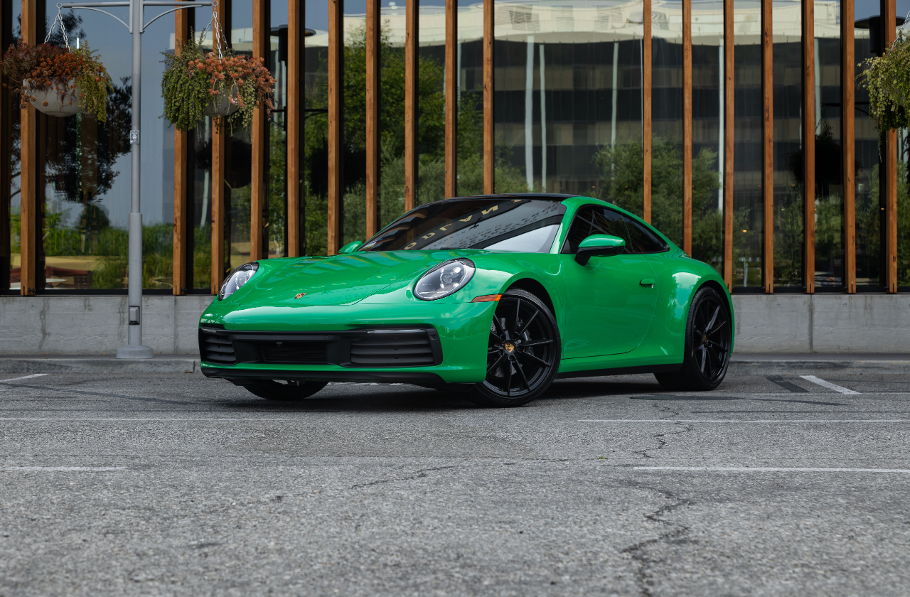 Green Porsche 911 (6)