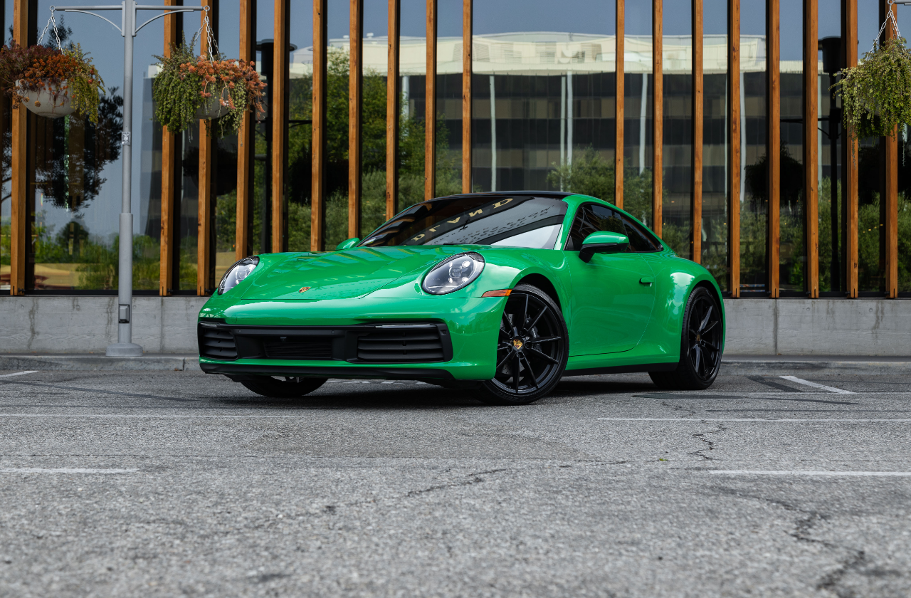 Green Porsche 911 (8)