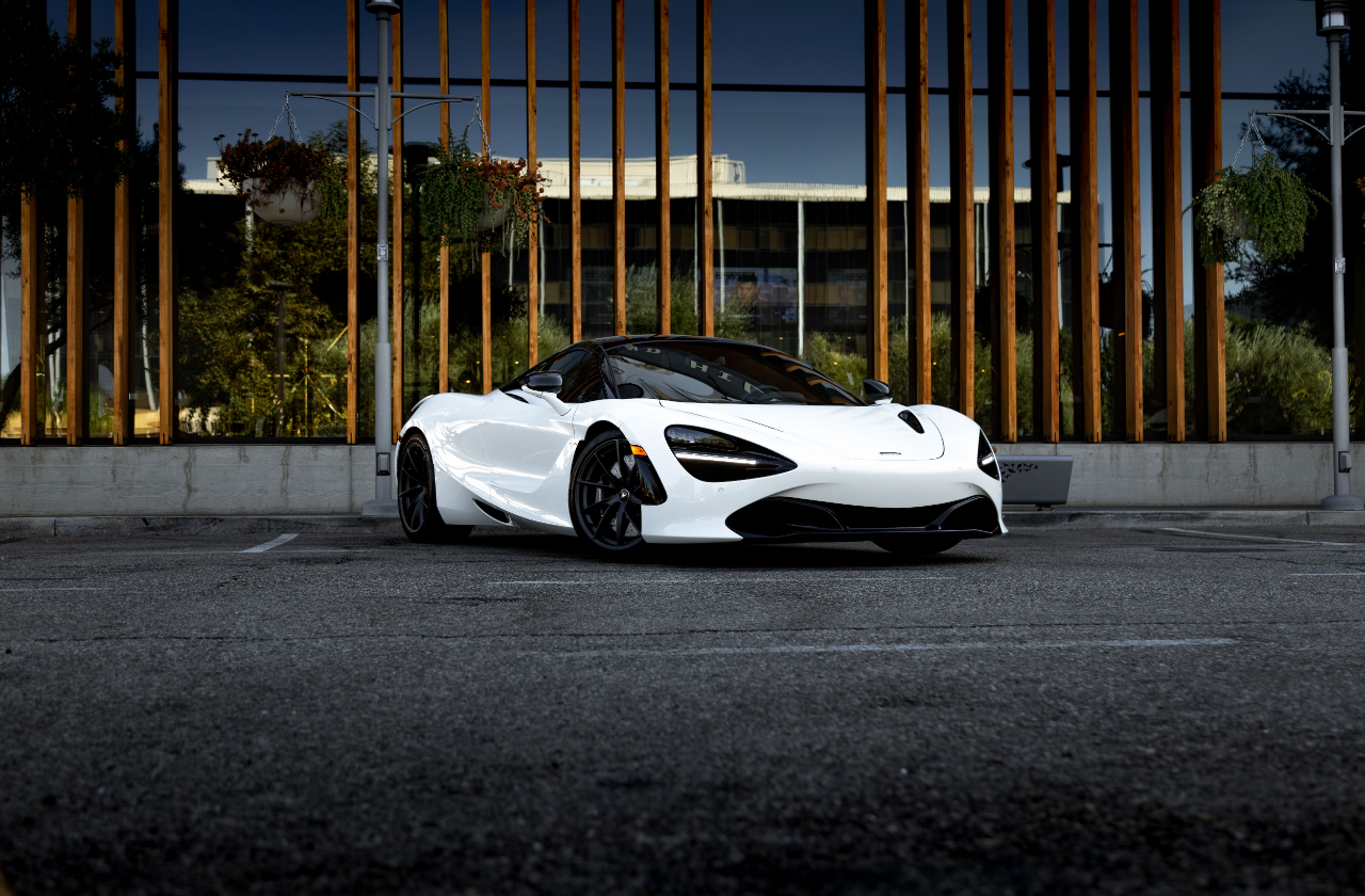 Mclaren 720s (1)