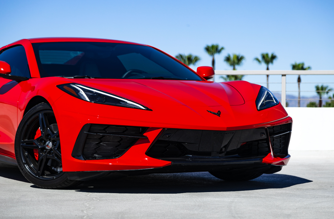 Red Corvette C8 (22)