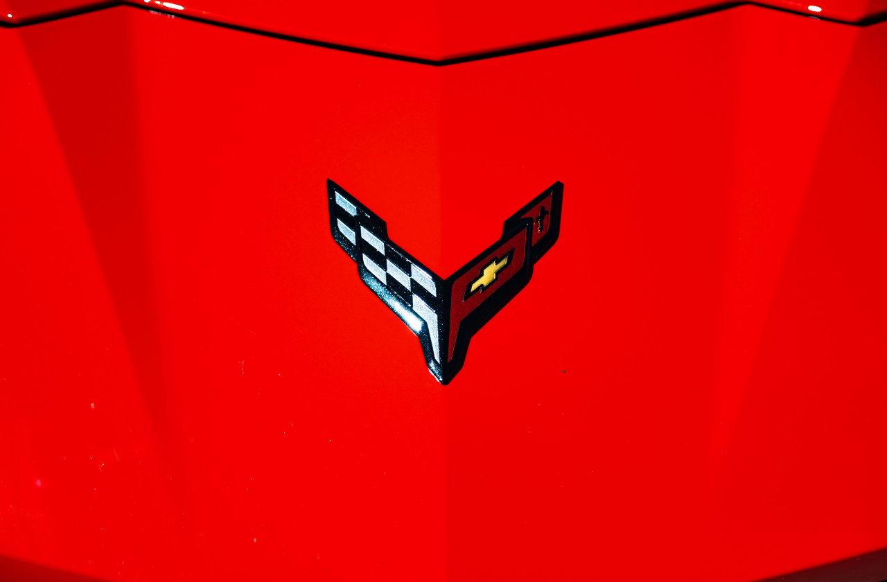 Red Corvette C8 (24)