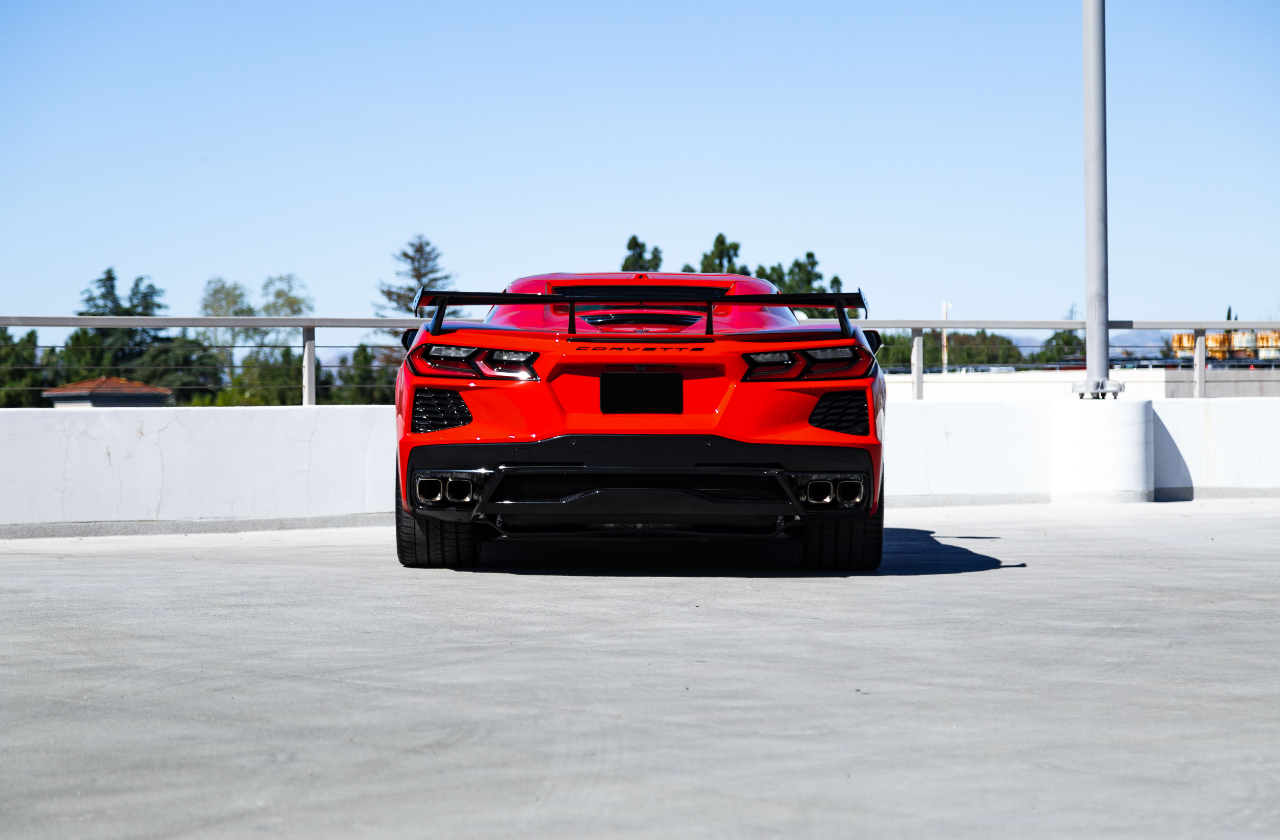 Red Corvette C8 (5)