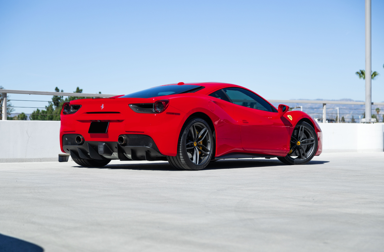 Red Ferrari 488 Coupe (13)