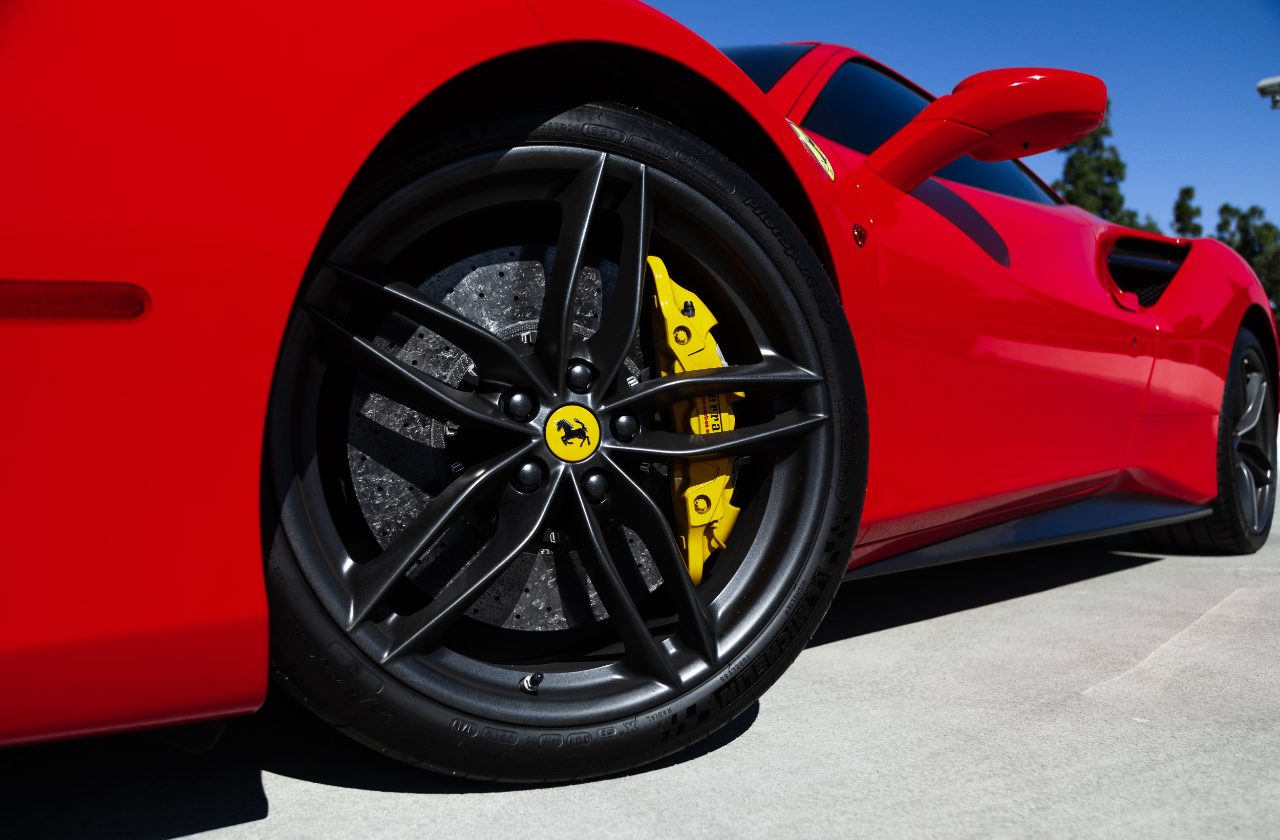 Red Ferrari 488 Coupe (24)