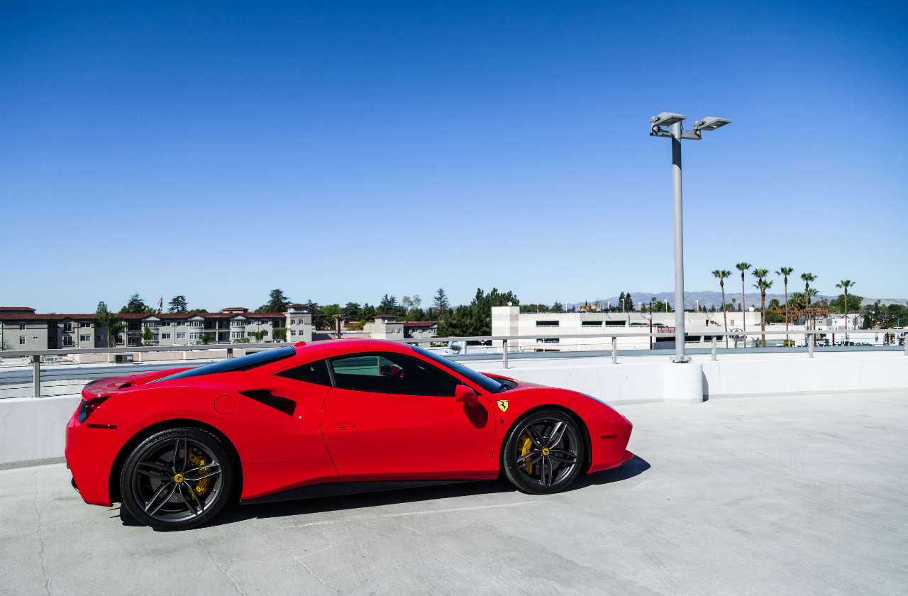 Red Ferrari 488 Coupe (38)