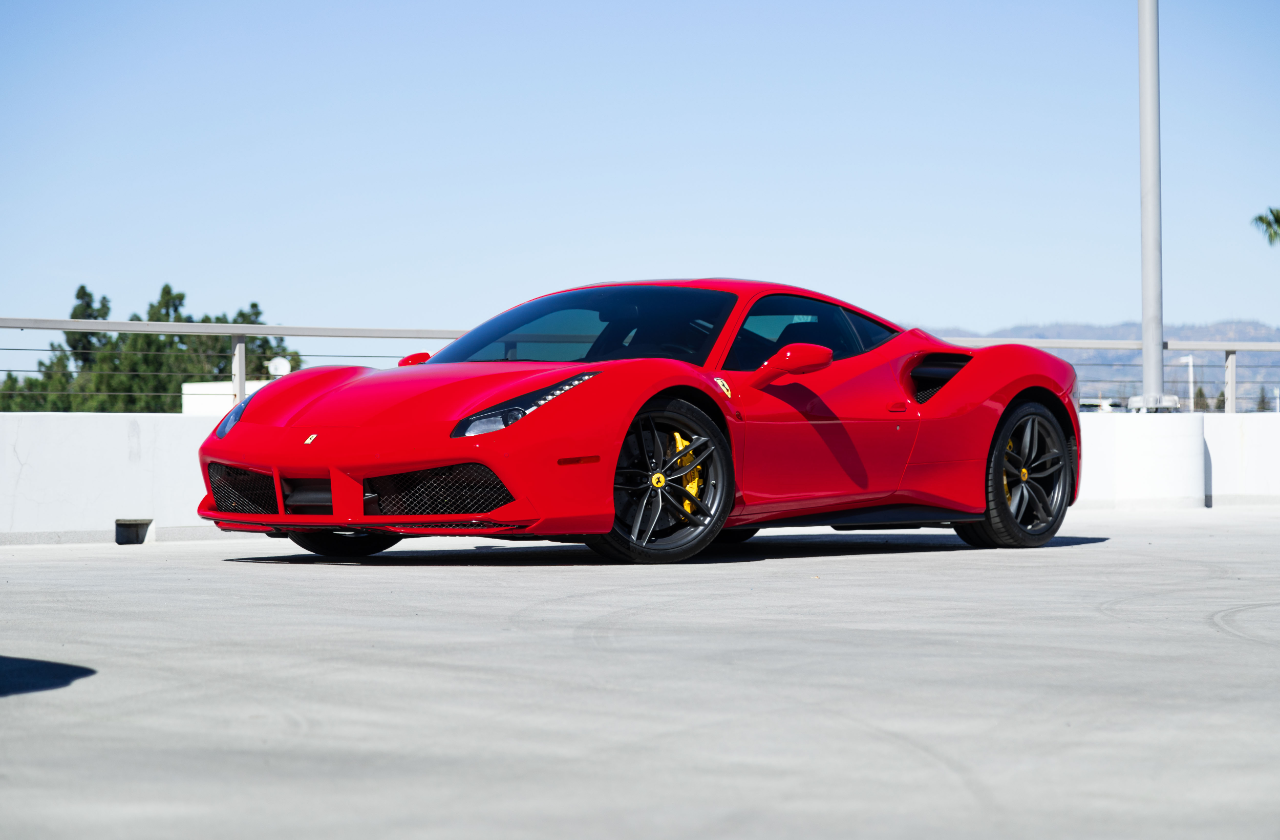 Red Ferrari 488 Coupe (8)